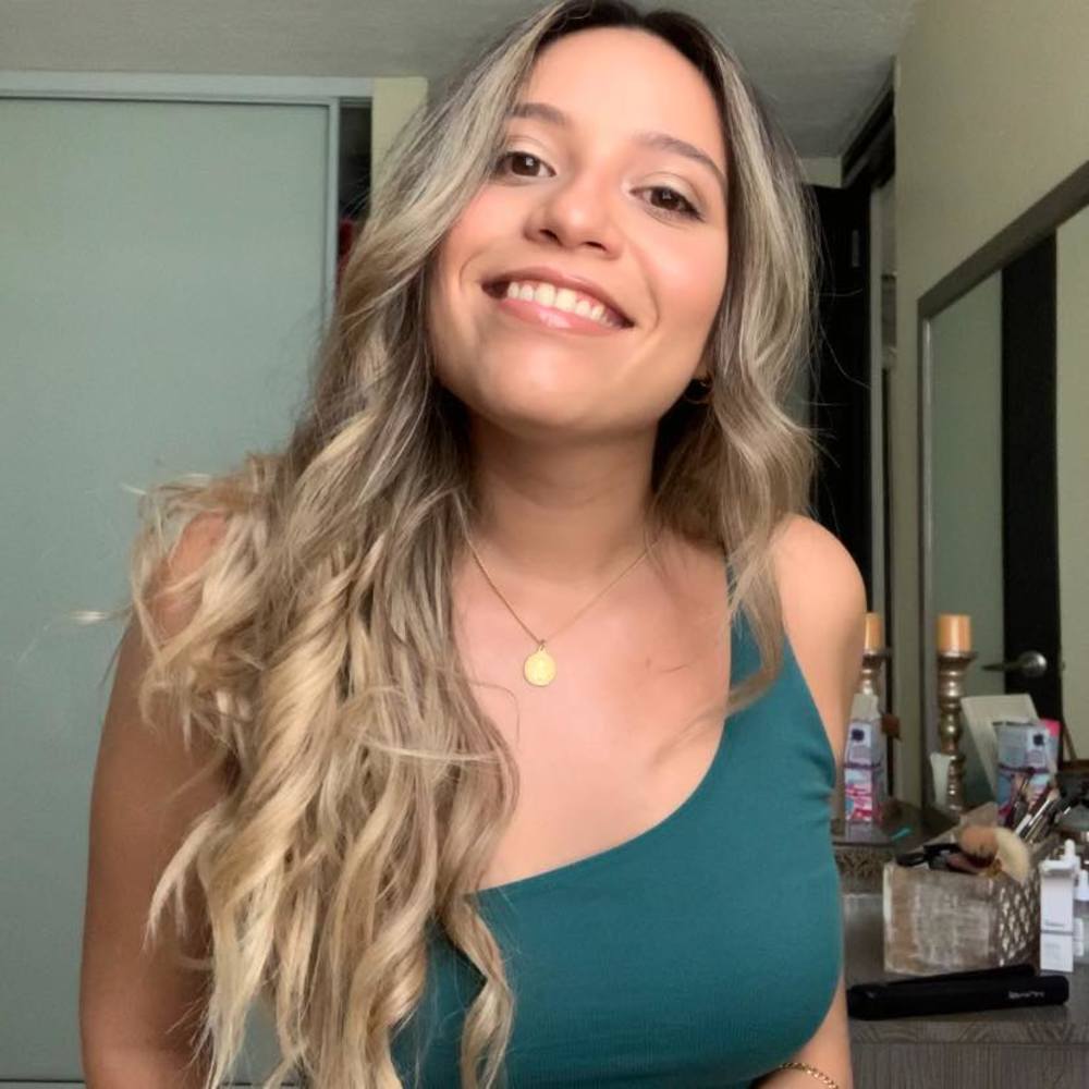 Meet your Posher, Ambar